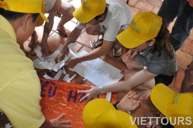 Team Building Sức Mạnh Đôi Tay